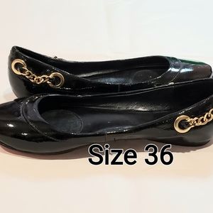 Vero Cuoio Velvet Angels Flat Shoes 🥿